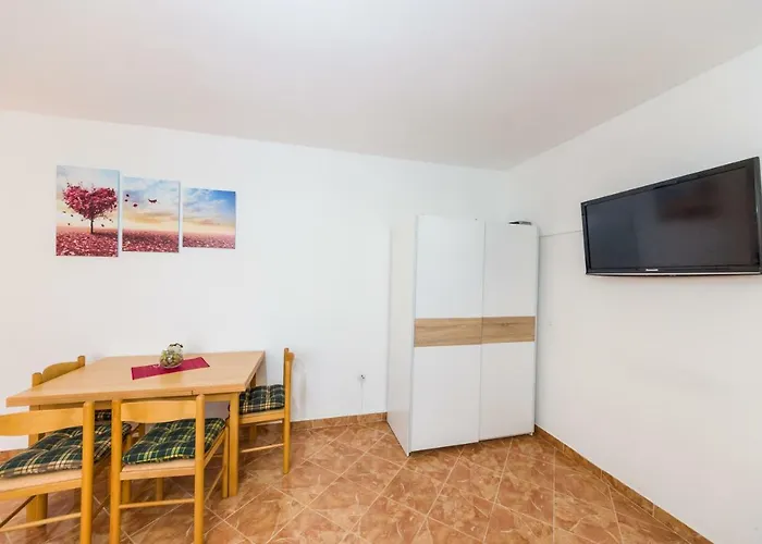 Martin Apartamento Zaton (Zadar)